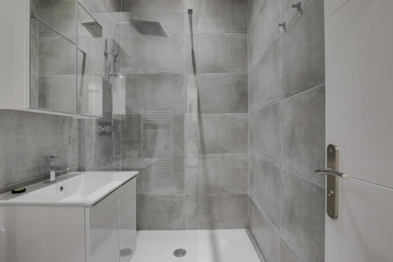 شقة Guestready - 1-Br, 5 Minutes From Train Station ليون المظهر الخارجي الصورة